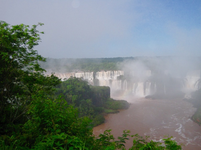 Iguazu Falls in Brazil and Argentina with kids brazil side