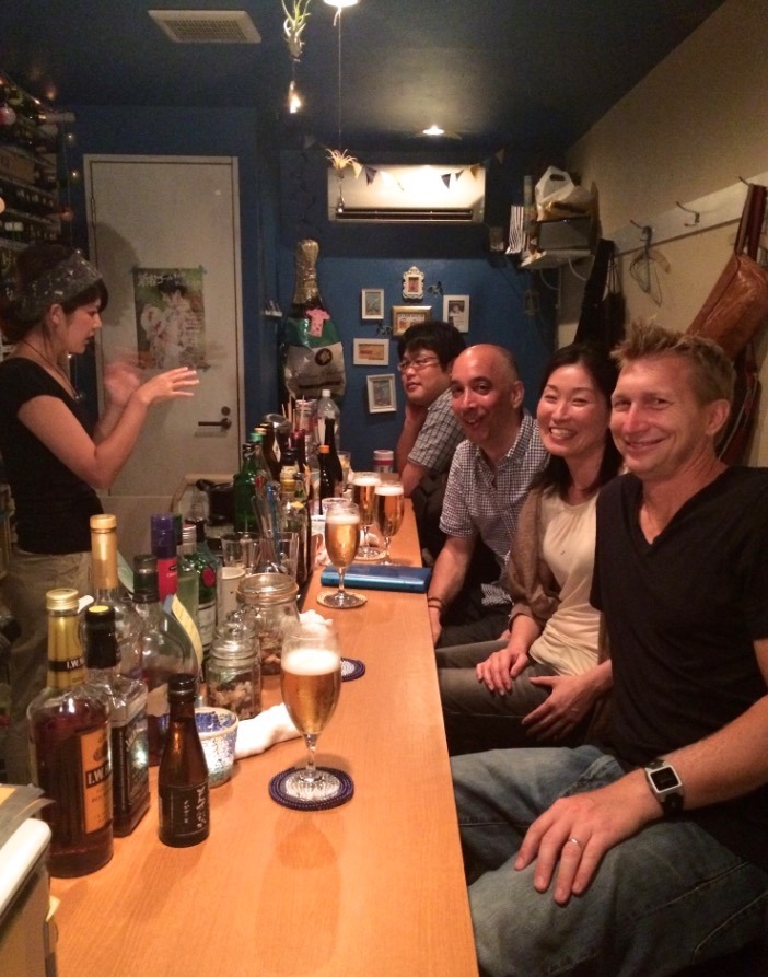 bar scene in tokyo
