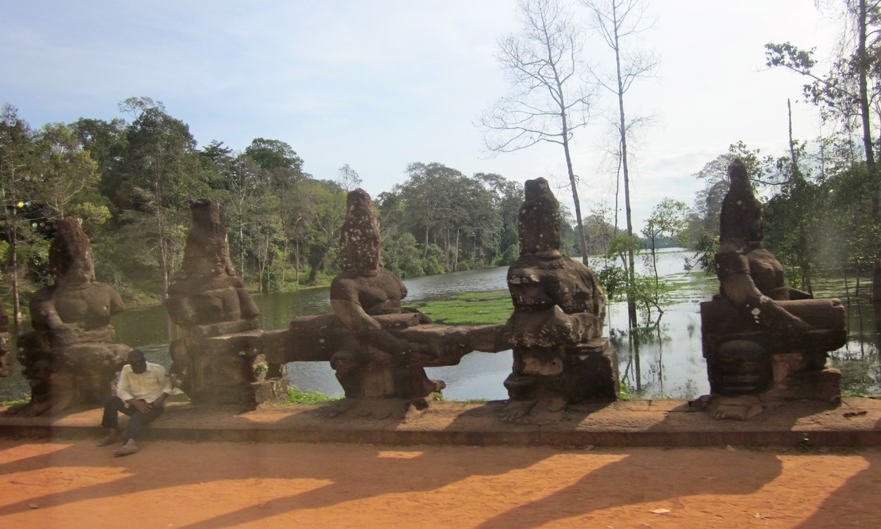 cambodia phnom penh siem reap