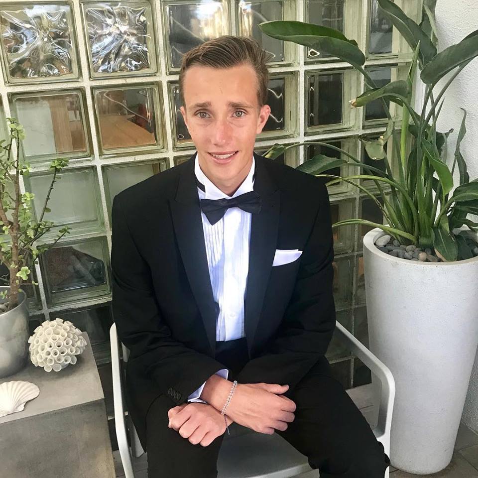 senior year prom