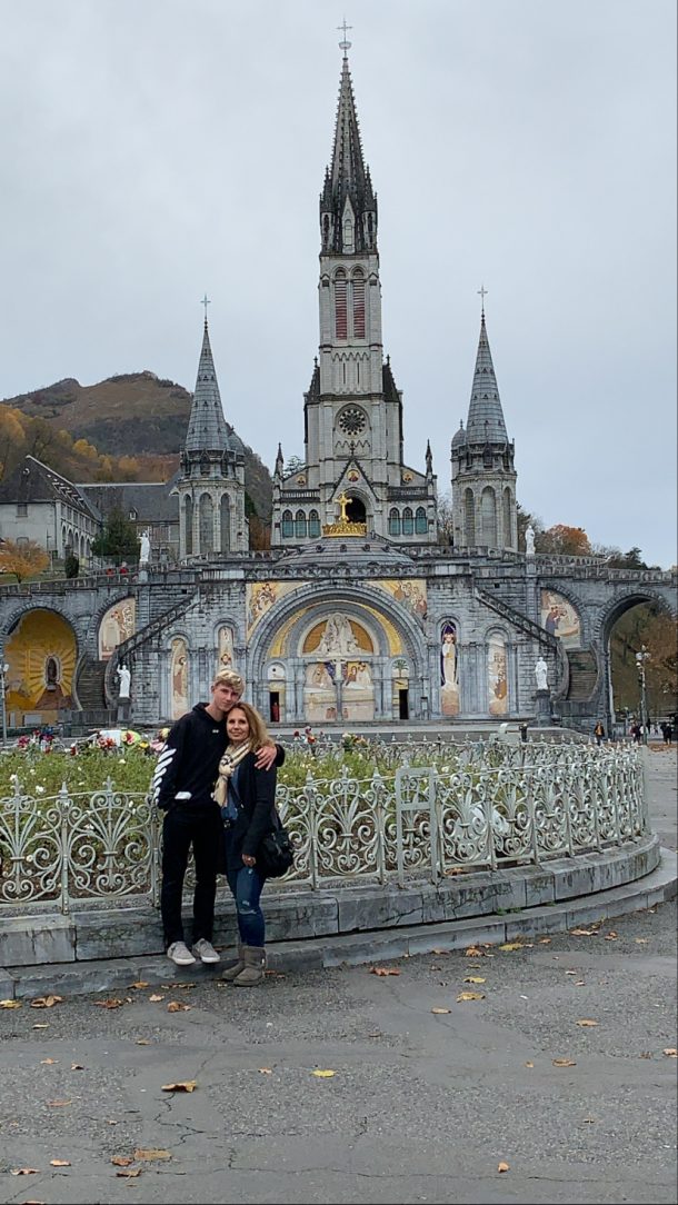 travel to lourdes france from uk