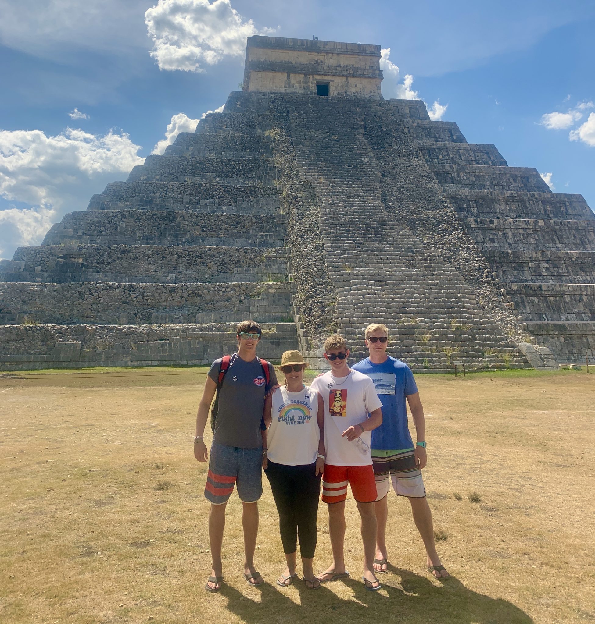 Chichen Itza Pyramid is one of the most impressive and well-preserved Mayan ruins in Mexico, and is recognized as one of the Seven Wonders of the World. 