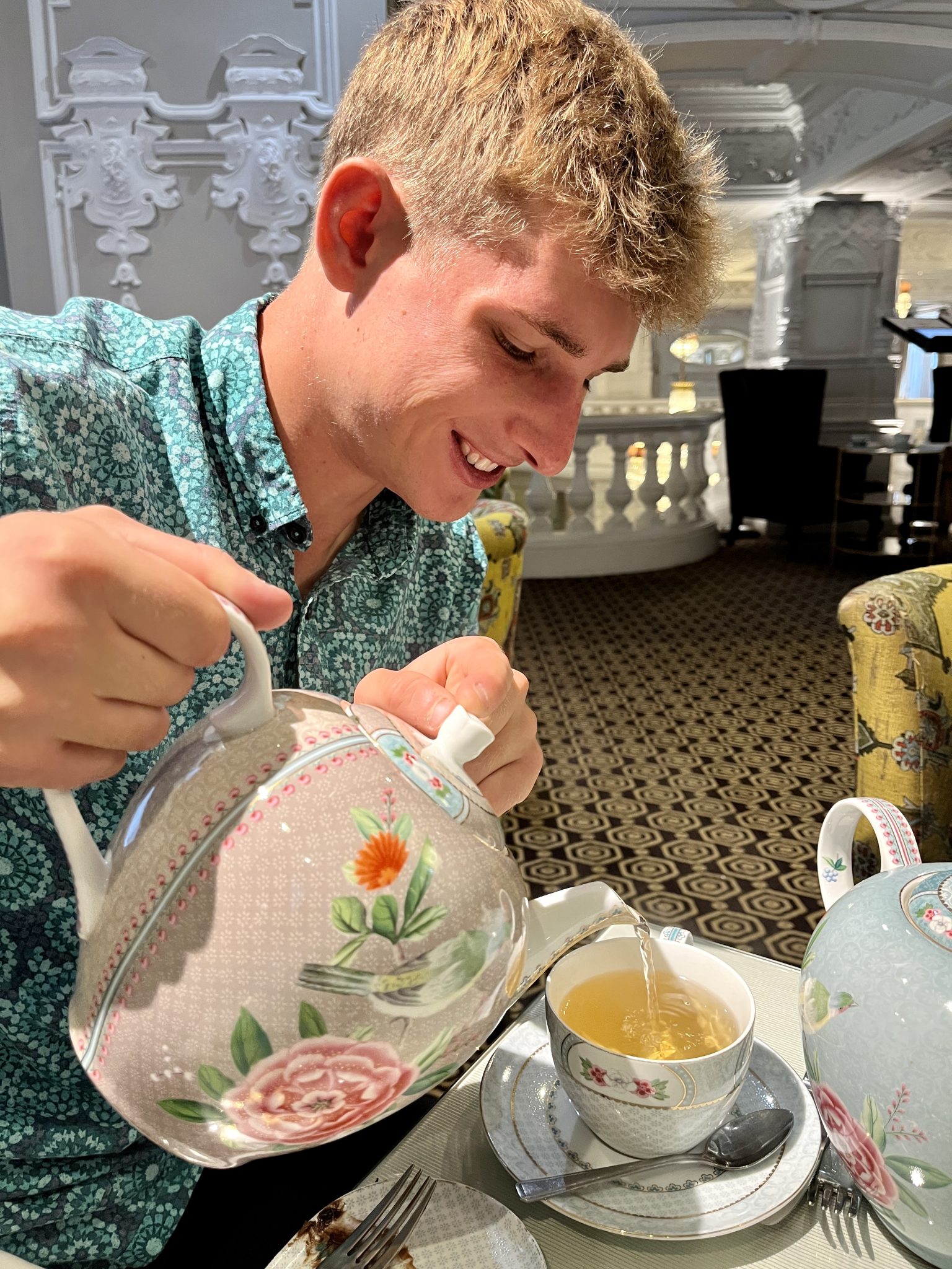 British tea etiquette