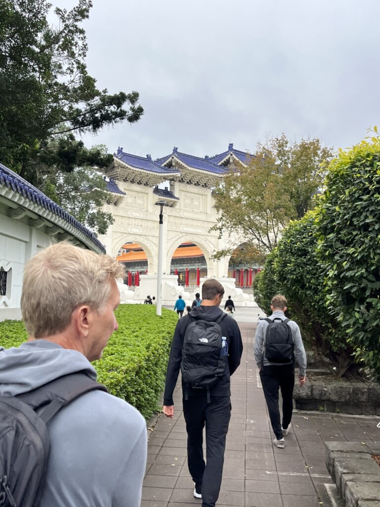 Explore the National Chiang Kai-Shek Memorial Hall