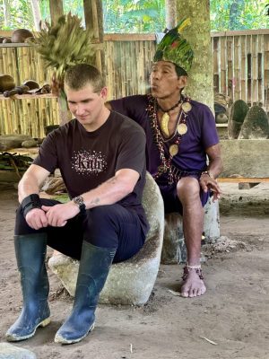 learining about the communities in my ecuador travel guide