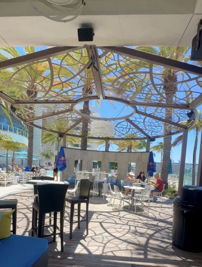the pool area of the Hilton San Diego Bayfront Hotel is lovely